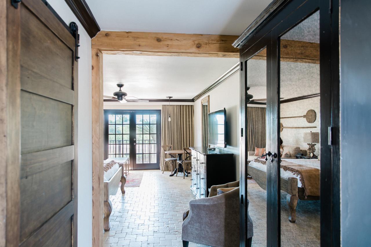 Hillside Boutique Hotel Castroville Ngoại thất bức ảnh